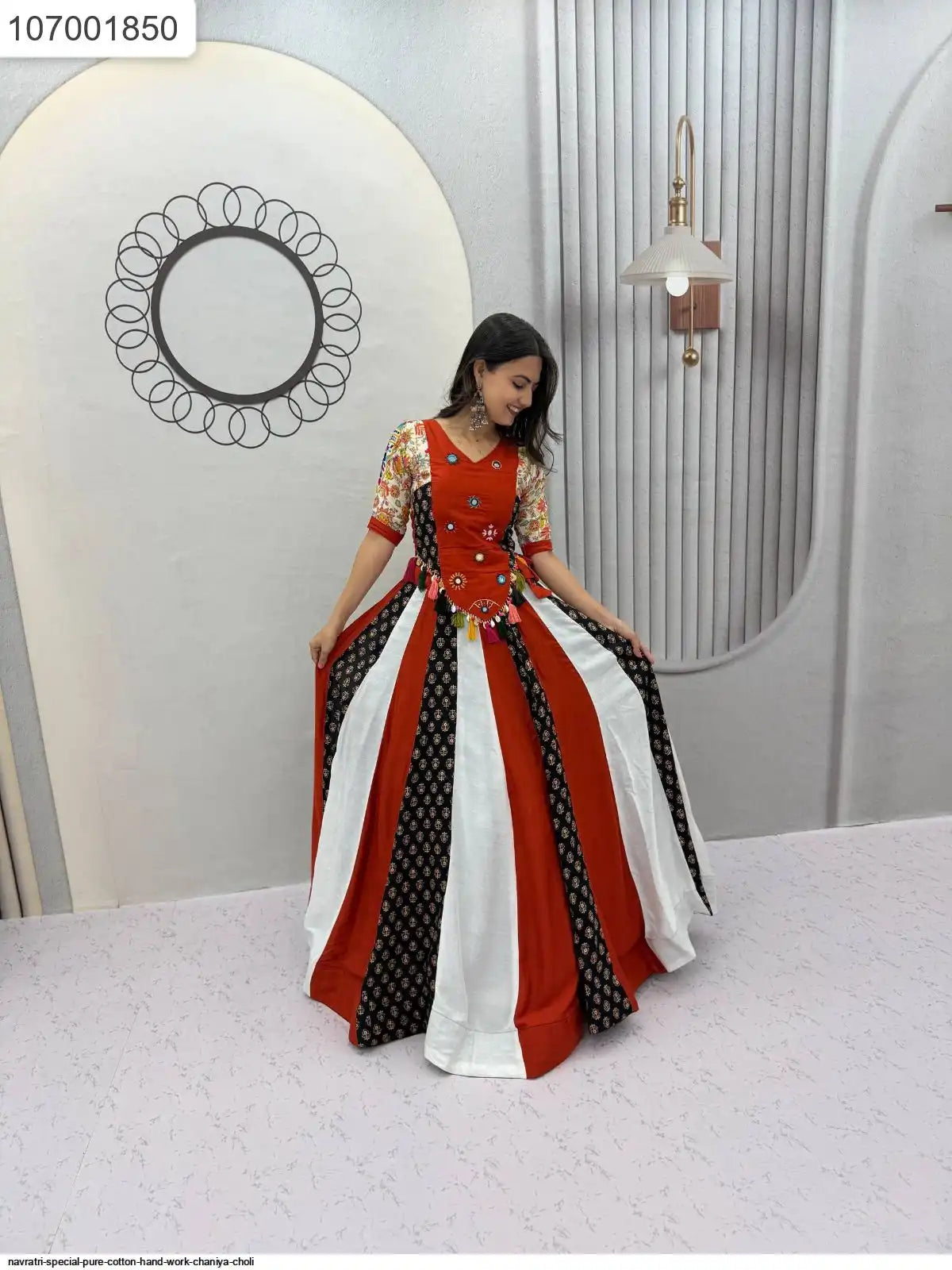 NAVRATRI SPECIAL PURE COTTON HAND WORK CHANIYA CHOLI