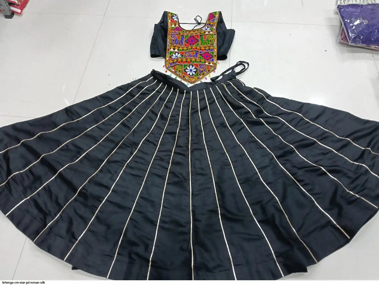 LEHENGA CM STAR JAL ROMAN SILK