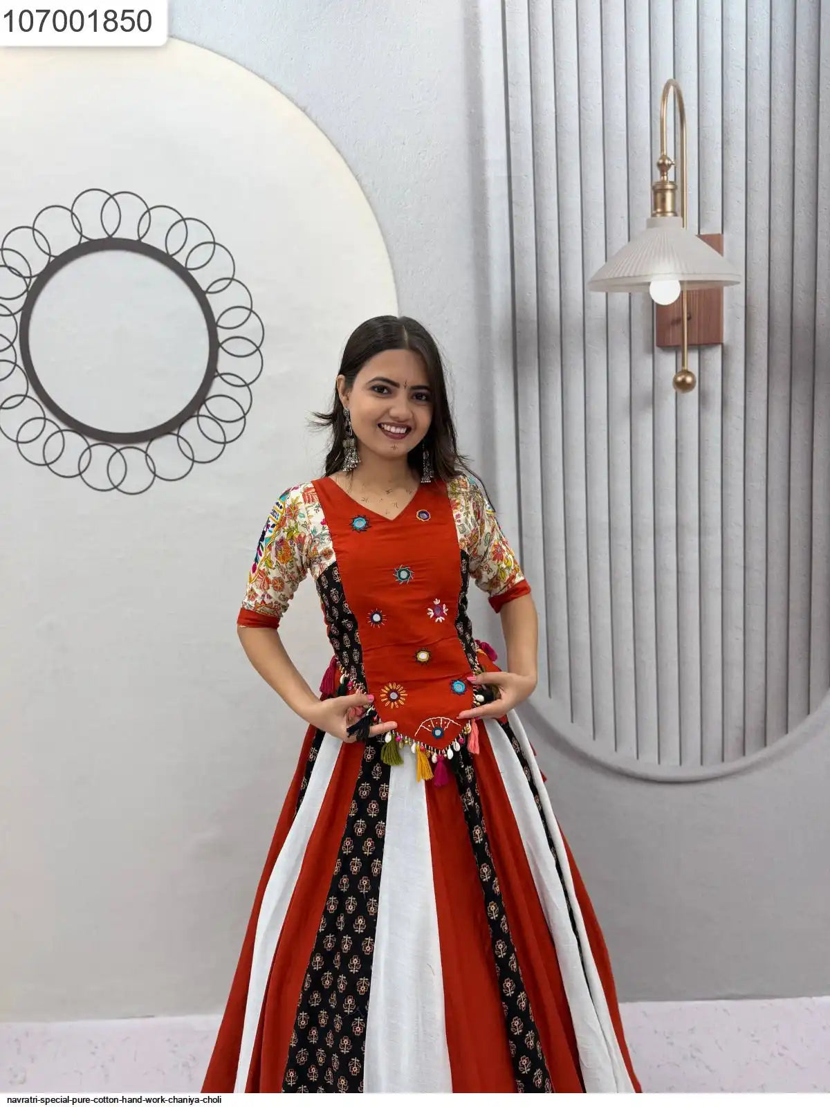 NAVRATRI SPECIAL PURE COTTON HAND WORK CHANIYA CHOLI