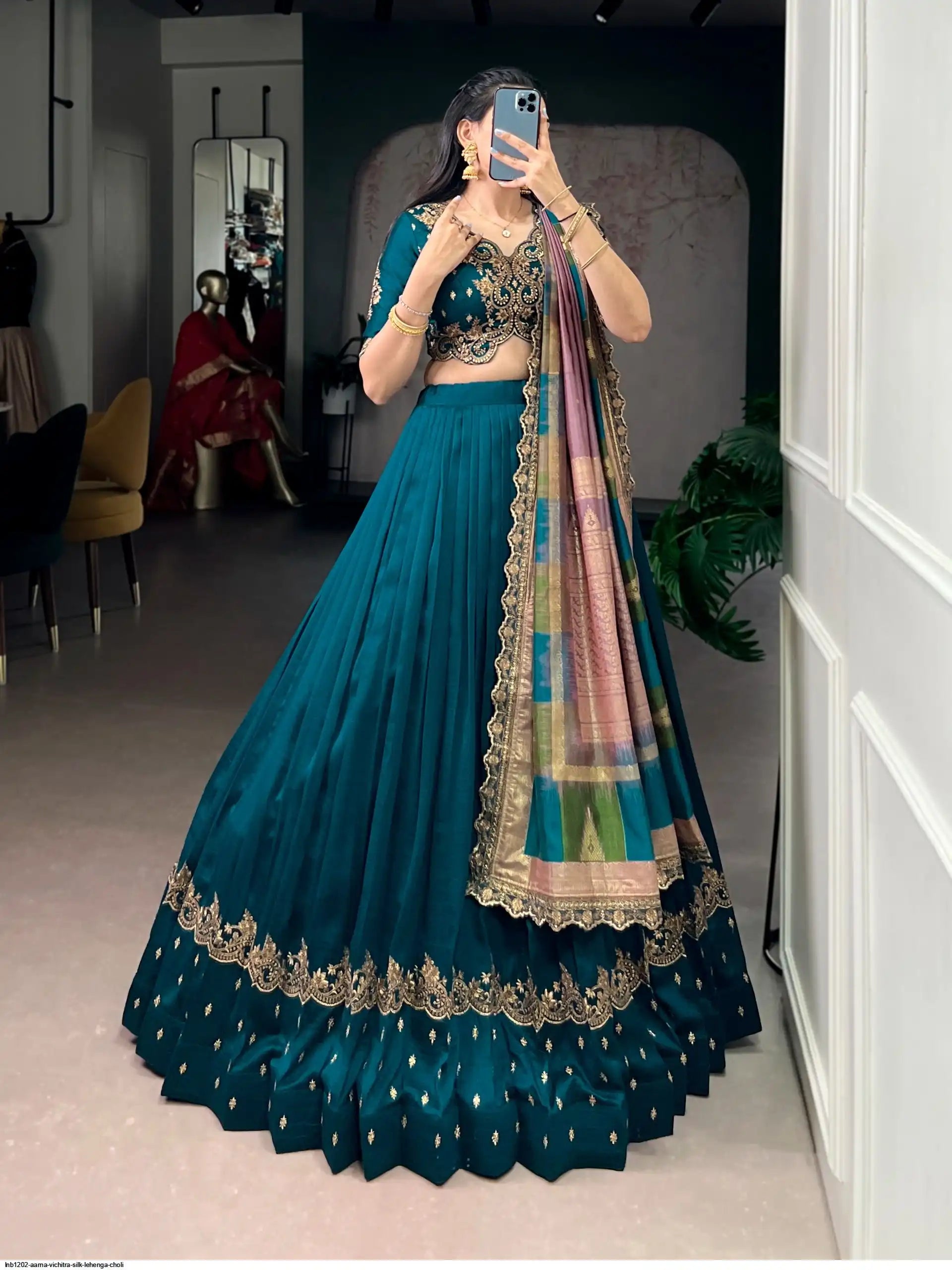 LNB1202 AARNA VICHITRA SILK LEHENGA CHOLI 4