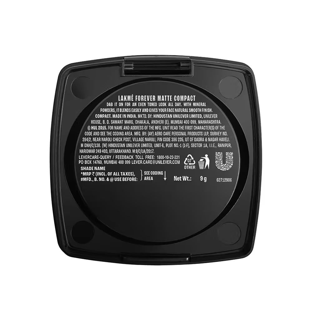 Lakme Forever Matte Compact, Smooth Finish, Lightweight Compact Powder That Lasts for 12 HrsFor A Natural Even Toned Look, Pearl, 9g