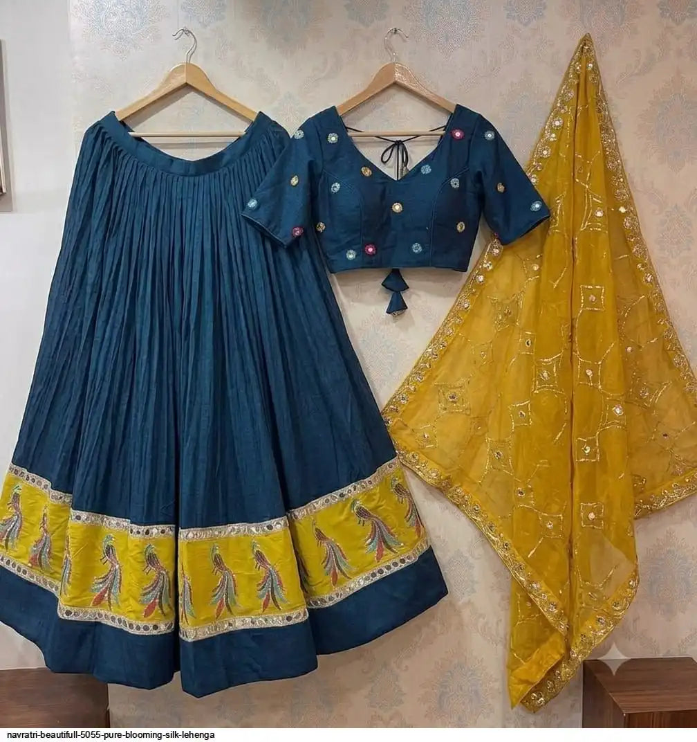 NAVRATRI BEAUTIFULL 5055 PURE BLOOMING SILK LEHENGA 2 SIZE L