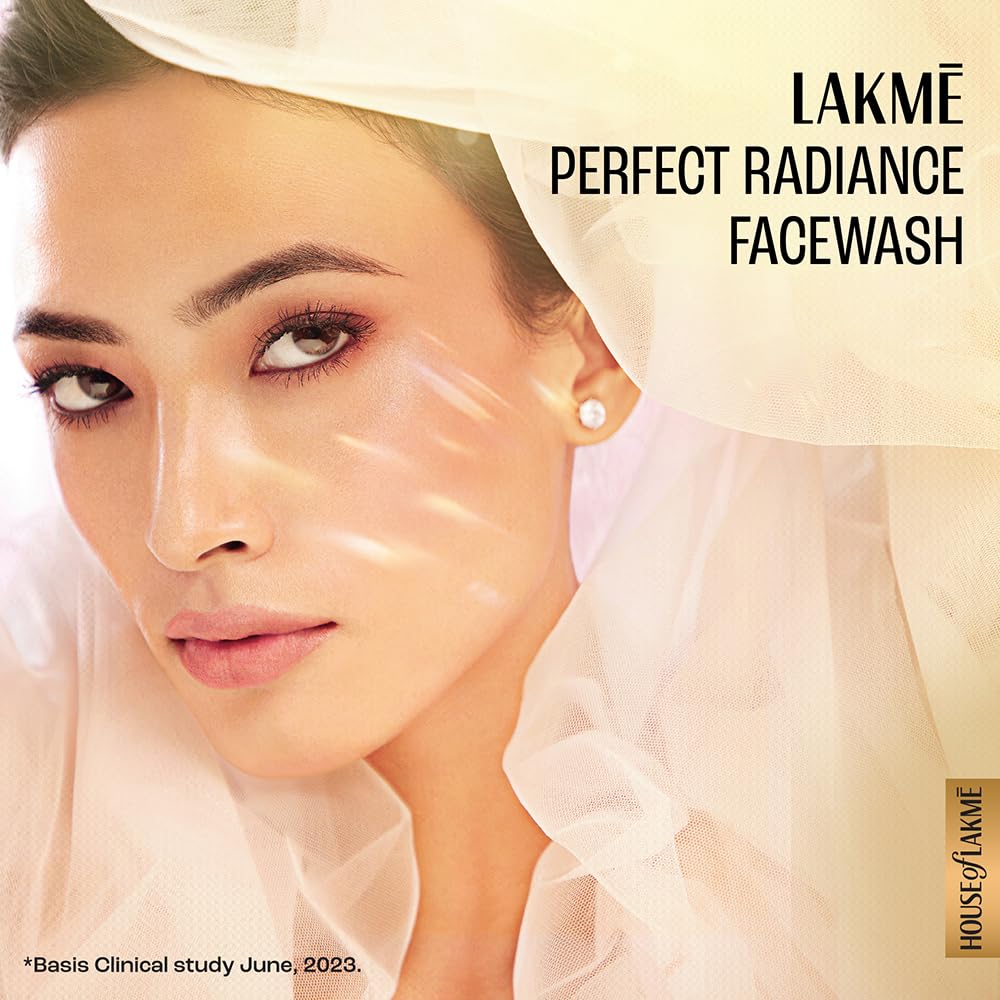 Lakme Perfect Radiance Brightening Facewash with 98% Pure Niacinamide Complex | For Glowing Skin with Glycerin | Known to Reduce Pigmentation | 50gm