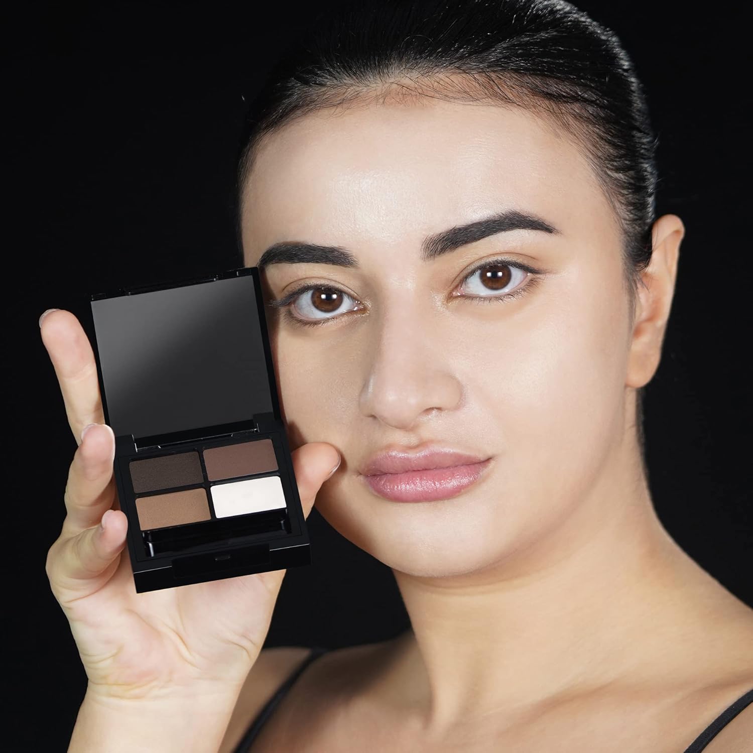 Swiss Beauty Eyebrow Palette with Wax Cream |Travel-friendly Eyebrow Palette with Blendable colors for Face makeup | Shade-02, 5gm|